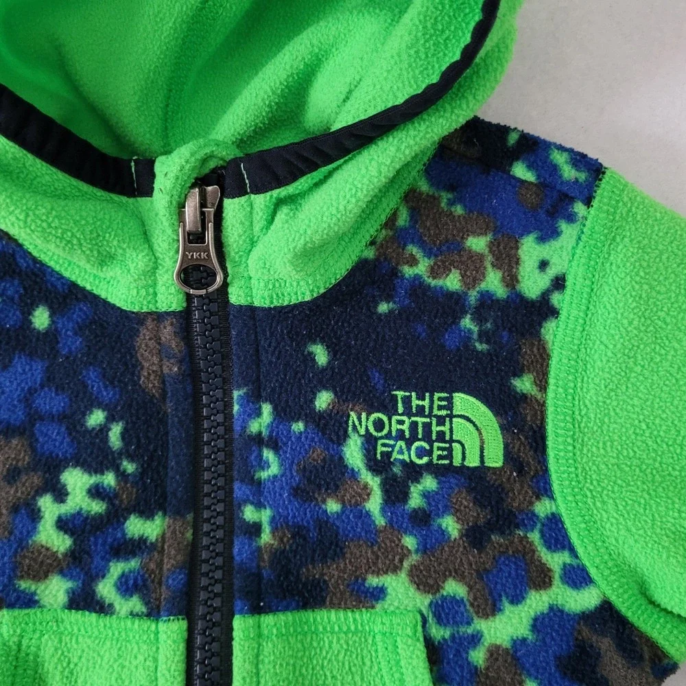 The North Face Infant Baby Boys 0-3 Month Fleece Jacket Hooded Camo Neon Newborn